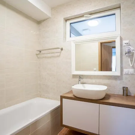 Happyland Apartman * Fonyod