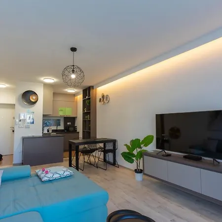 Happyland Apartman *