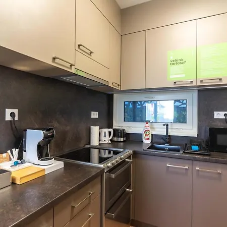 Happyland Apartman *
