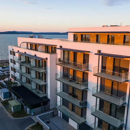 Happyland Apartman Apartment *